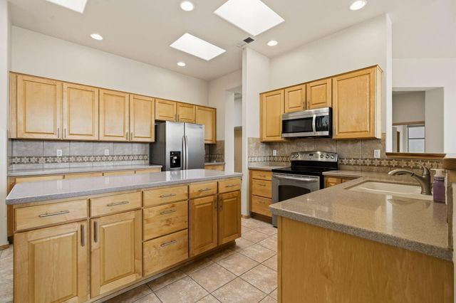 4712 Mi Cordelia Drive NW, Albuquerque, NM 87120