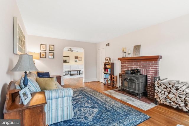 1703 LOWER STATE RD, Doylestown, PA 18901