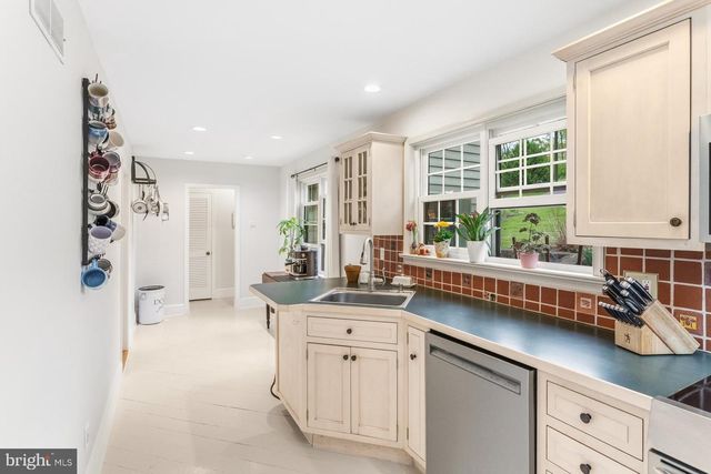 1703 LOWER STATE RD, Doylestown, PA 18901