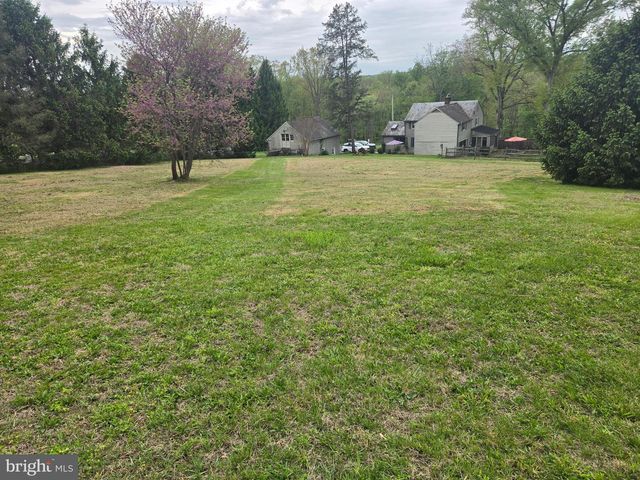 1703 LOWER STATE RD, Doylestown, PA 18901