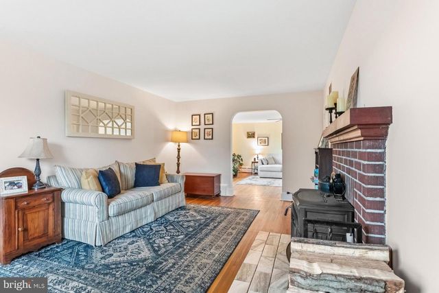 1703 LOWER STATE RD, Doylestown, PA 18901