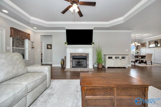 3020 Greenway Circle SE, Owens Cross Roads, AL 35763