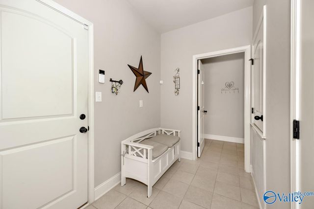 3020 Greenway Circle SE, Owens Cross Roads, AL 35763