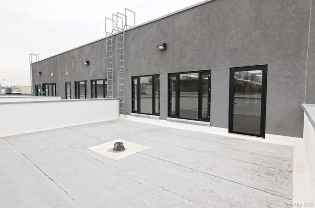 18-31 42nd Street, Astoria, NY 11105