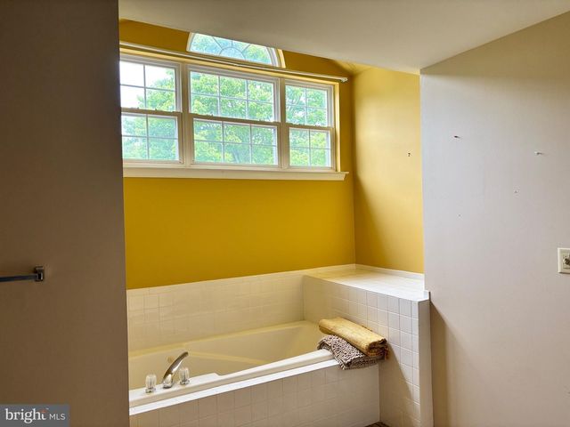 14508 DELCASTLE DR, Bowie, MD 20721