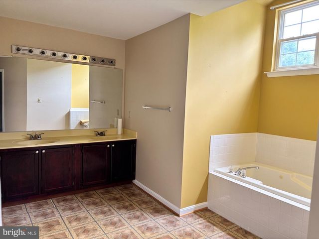 14508 DELCASTLE DR, Bowie, MD 20721