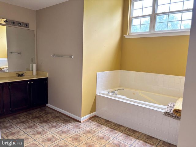 14508 DELCASTLE DR, Bowie, MD 20721