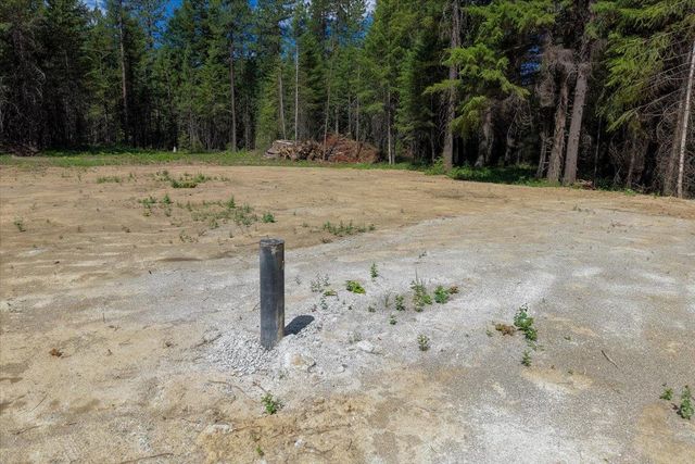 4631 Camden Rd, Newport, WA 99156