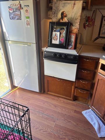 1032 Rd 3570, Cleveland, TX 77327