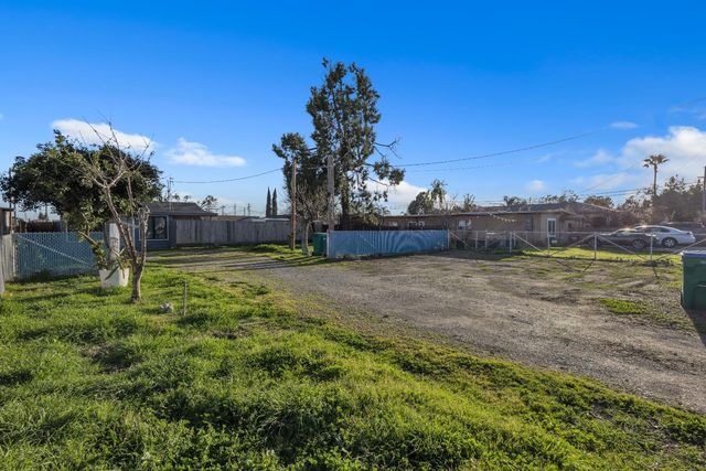 5224 Ardelle Ave, Stockton, CA 95215