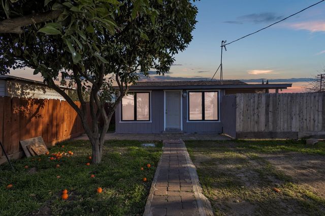 5224 Ardelle Ave, Stockton, CA 95215