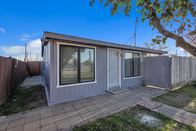 5224 Ardelle Ave, Stockton, CA 95215