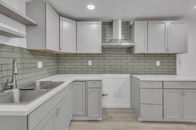 5224 Ardelle Ave, Stockton, CA 95215