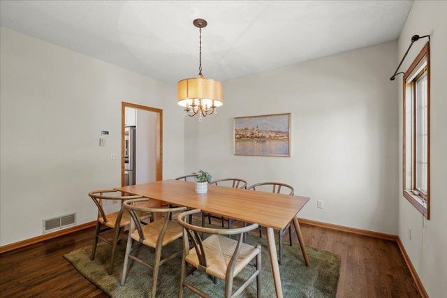 794 Interlachen Draw, Woodbury, MN 55125