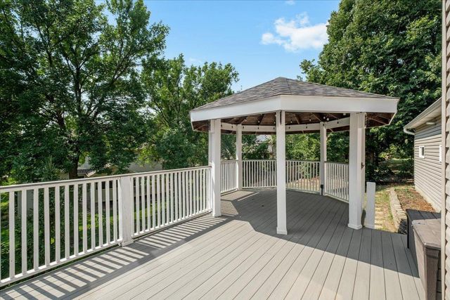 794 Interlachen Draw, Woodbury, MN 55125