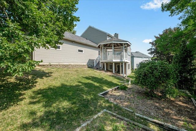 794 Interlachen Draw, Woodbury, MN 55125