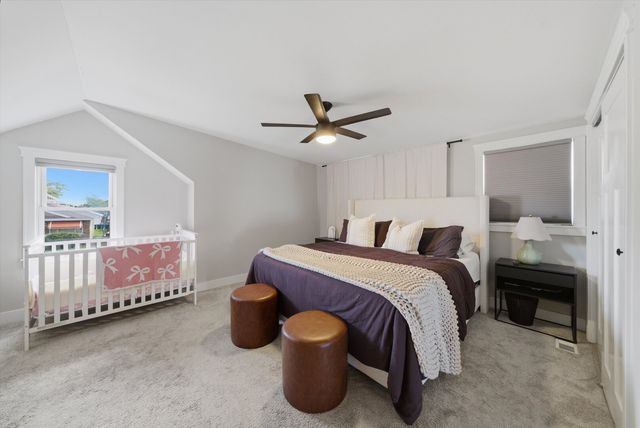 5204 S Oak Park Avenue, Chicago, IL 60638