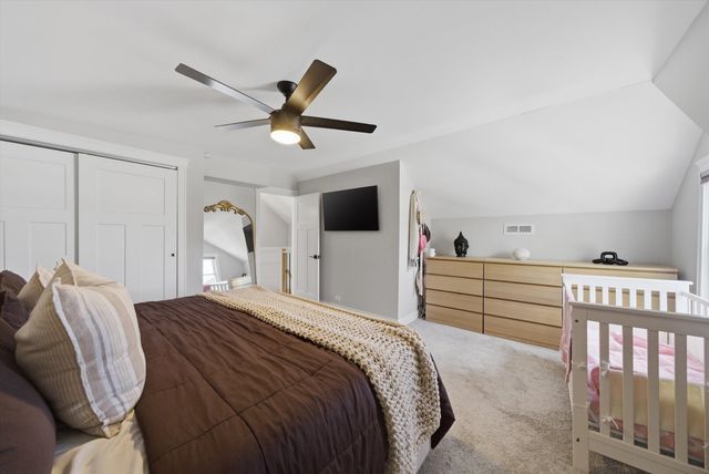 5204 S Oak Park Avenue, Chicago, IL 60638