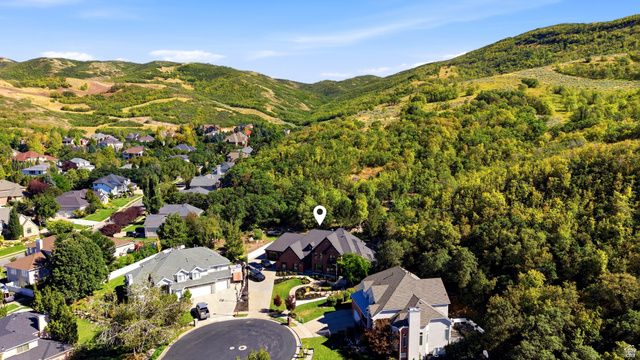 667 WILDFLOWER CIR, North Salt Lake, UT 84054