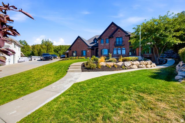 667 WILDFLOWER CIR, North Salt Lake, UT 84054