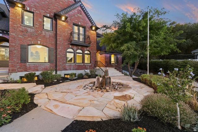 667 WILDFLOWER CIR, North Salt Lake, UT 84054