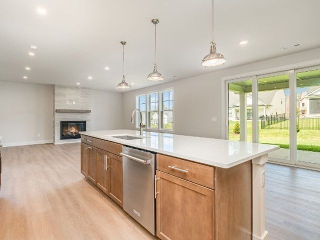 431 Tomlinson Pointe Dr, Mount Juliet, TN 37122