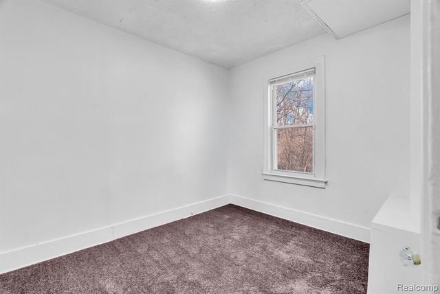 5573 Montclair Street, Detroit, MI 48213