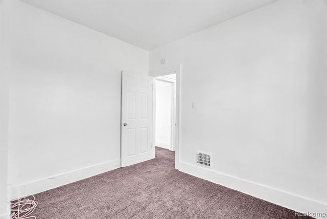 5573 Montclair Street, Detroit, MI 48213