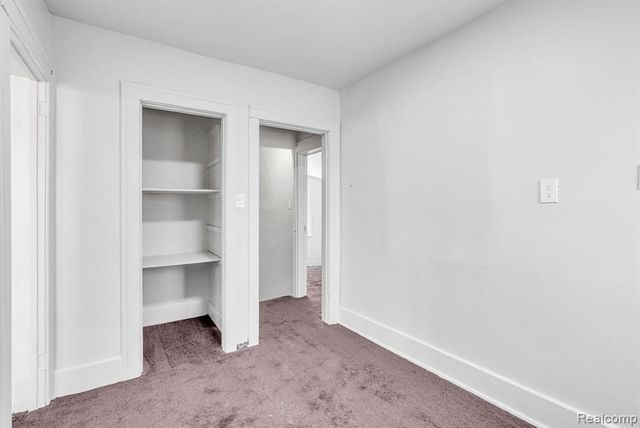 5573 Montclair Street, Detroit, MI 48213