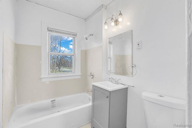 5573 Montclair Street, Detroit, MI 48213