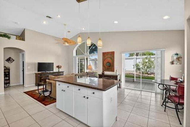 10299 Utopia Circle W, Boynton Beach, FL 33437