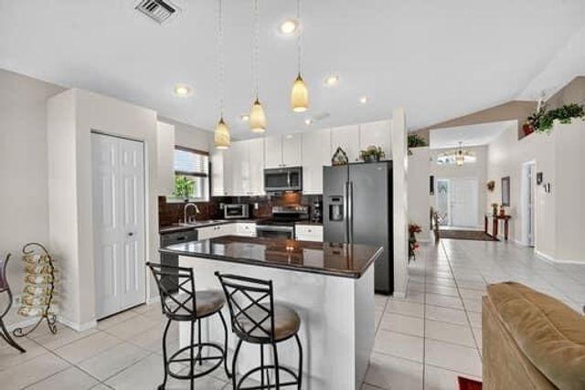 10299 Utopia Circle W, Boynton Beach, FL 33437