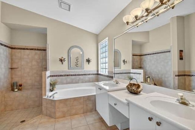 10299 Utopia Circle W, Boynton Beach, FL 33437