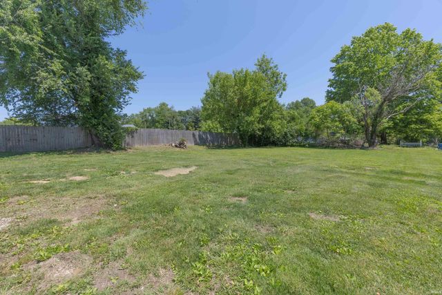416 S State Street, Chandler, IN 47610