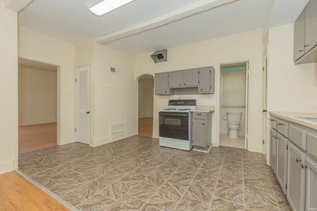 416 S State Street, Chandler, IN 47610