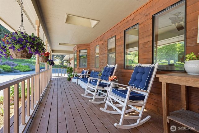 622 Confer Road, Kalama, WA 98625