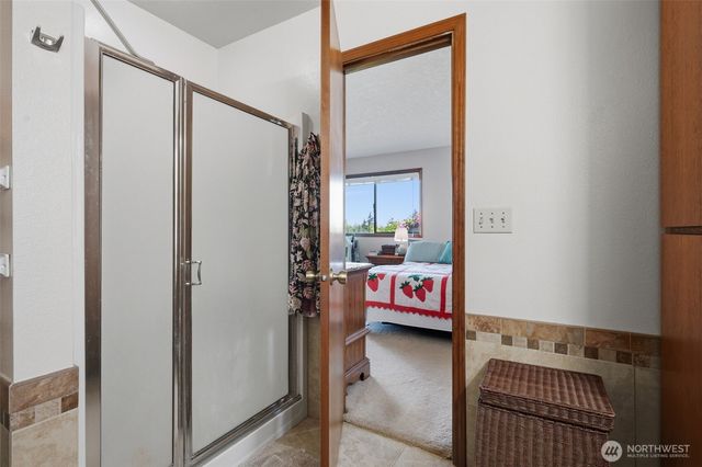 622 Confer Road, Kalama, WA 98625