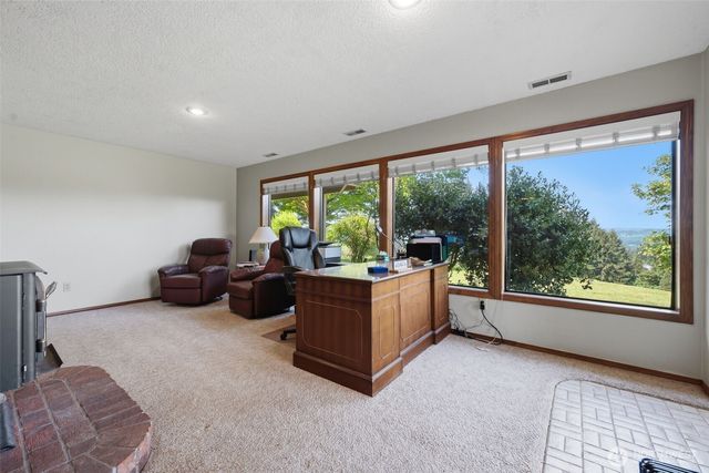 622 Confer Road, Kalama, WA 98625