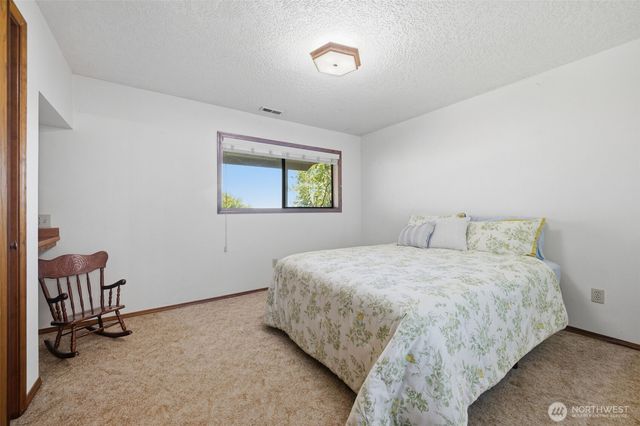622 Confer Road, Kalama, WA 98625