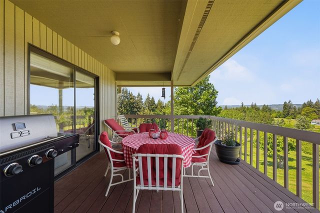 622 Confer Road, Kalama, WA 98625