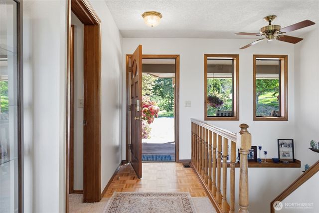 622 Confer Road, Kalama, WA 98625