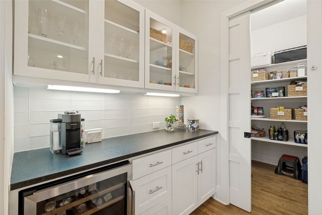 5427 Richmond Avenue, Dallas, TX 75206