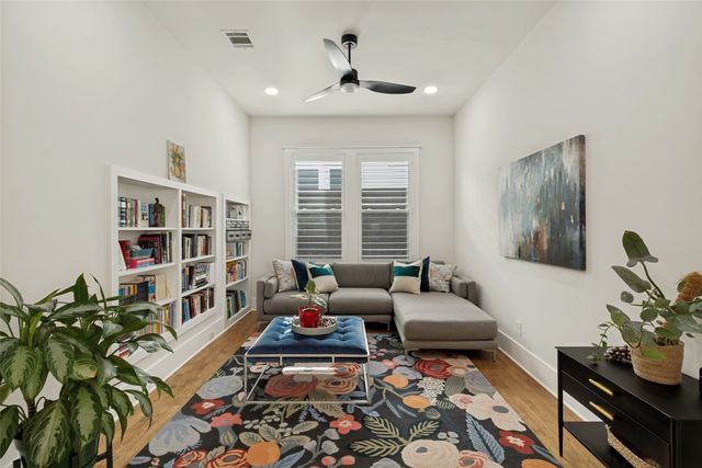 5427 Richmond Avenue, Dallas, TX 75206