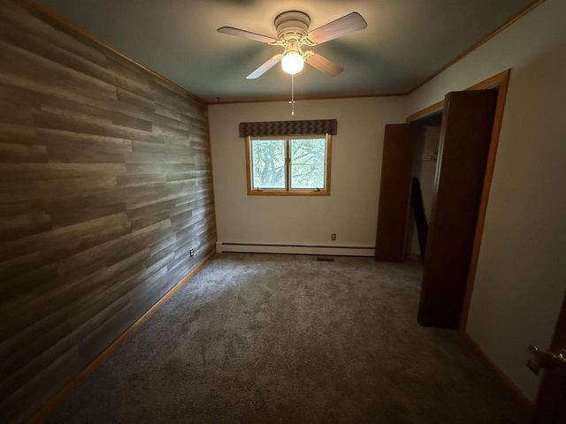 182 S HUMPHREY CIRCLE, Shawano, WI 54166