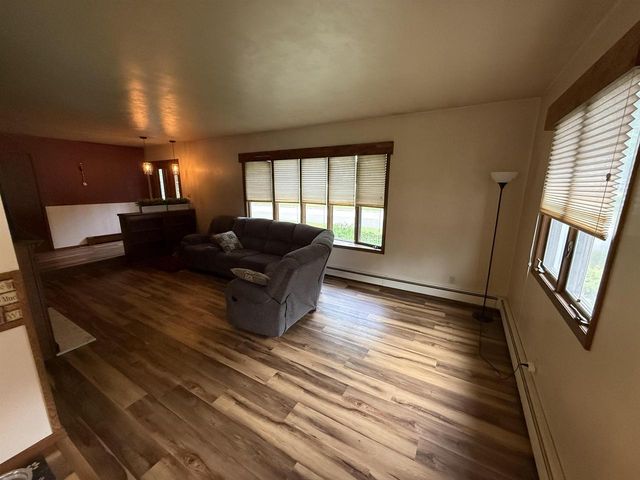 182 S HUMPHREY CIRCLE, Shawano, WI 54166