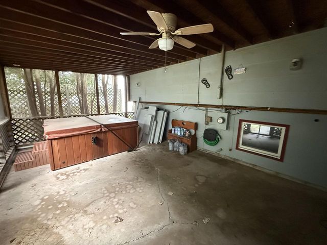 182 S HUMPHREY CIRCLE, Shawano, WI 54166