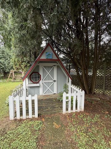 182 S HUMPHREY CIRCLE, Shawano, WI 54166