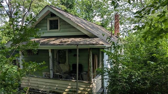 2546 Merwyn Ave, Sheraden, PA 15204