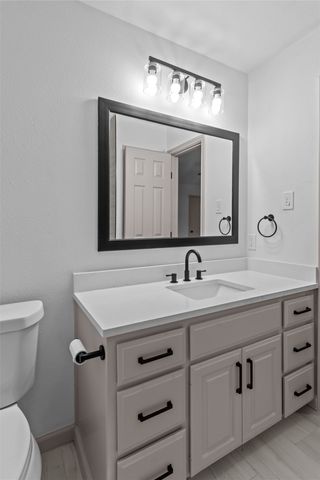 2008 Maplewood Drive, Gainesville, TX 76240