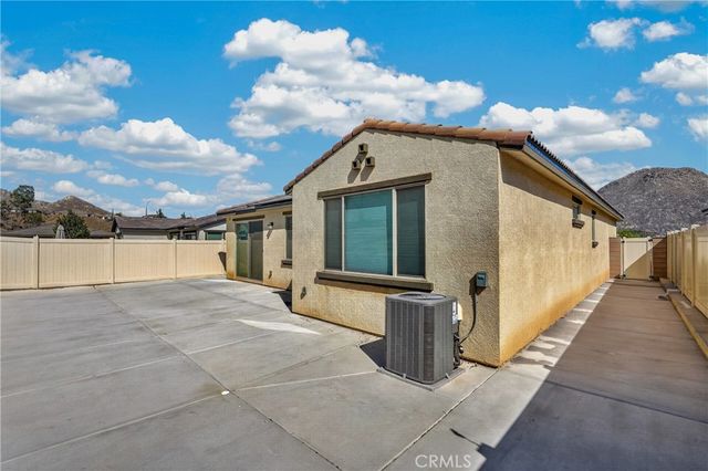 21417 NICHOLAS Drive, Riverside, CA 92507